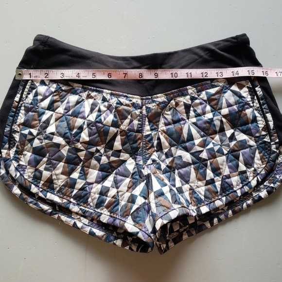 Lululemon Hot Cheeks Shorts
